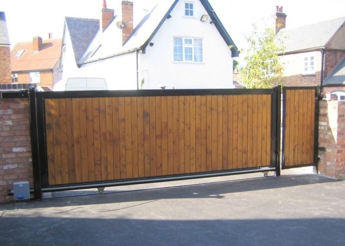 Huong-dan-ve-cong-truot-tu-dong-duoc-ho-tro-cho-cac-cua-hang